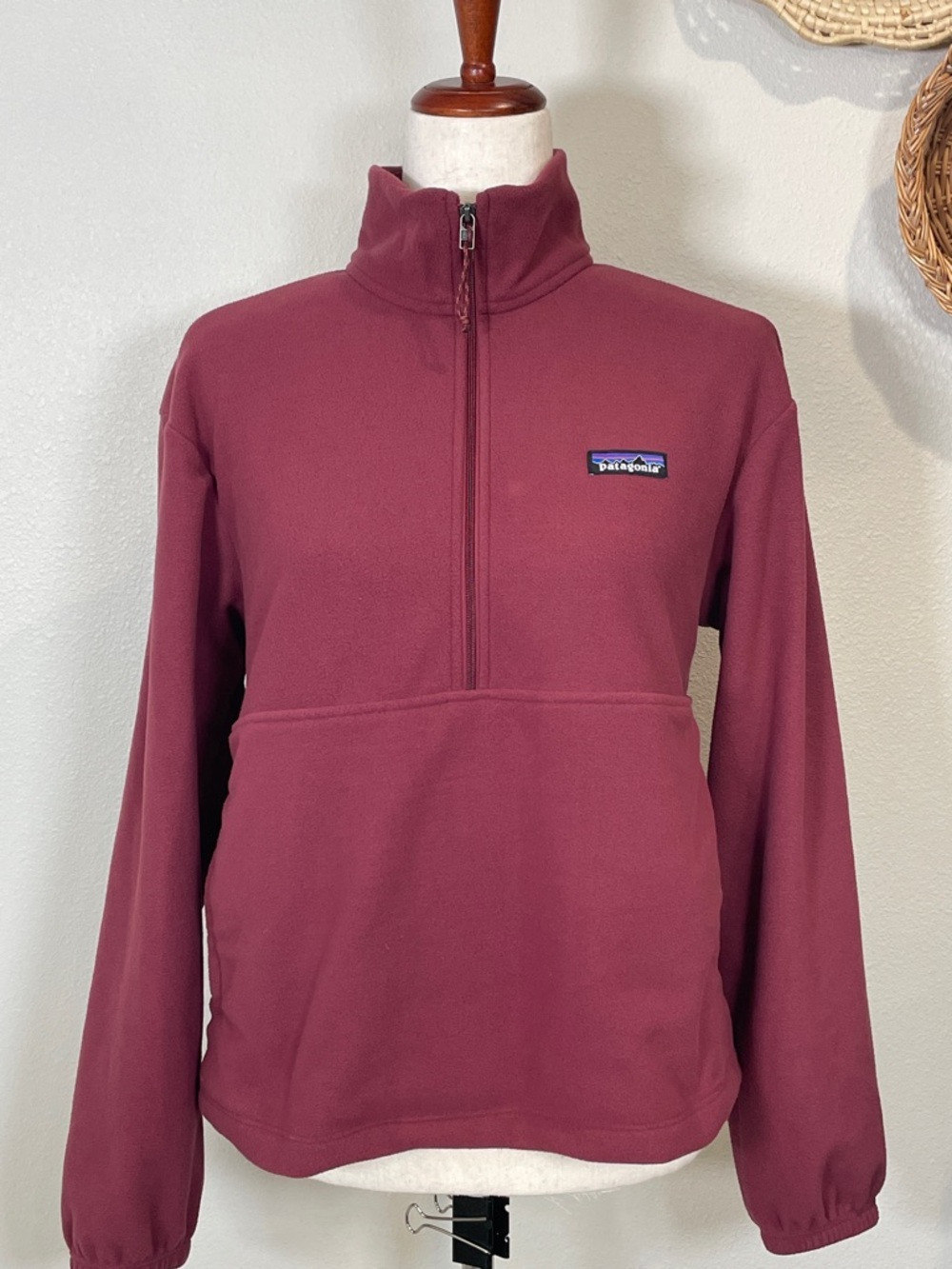 NWT’s Women’s Patagonia Micro D 1/2-Zip Fleece Pullover Sequoia Red Size Small